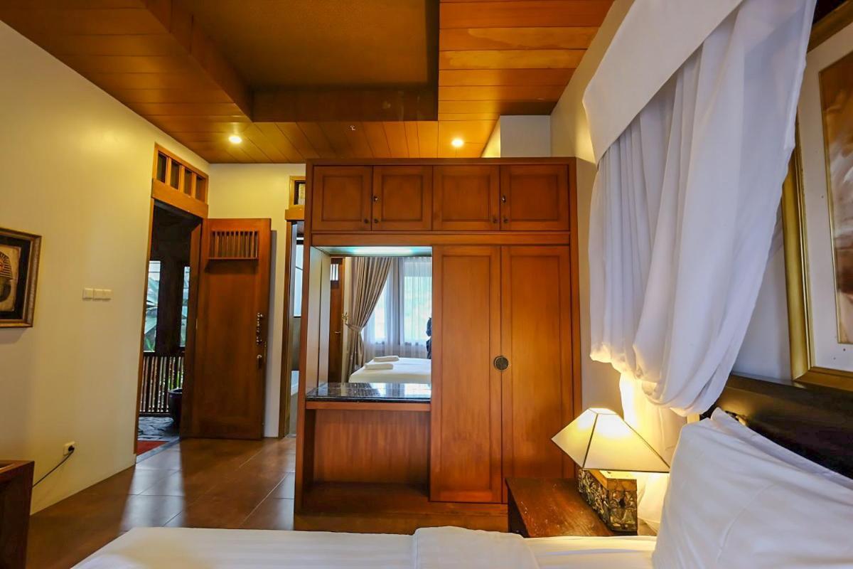 Rumah Stroberi Organic Farm & Family Lodge Lembang Exterior foto